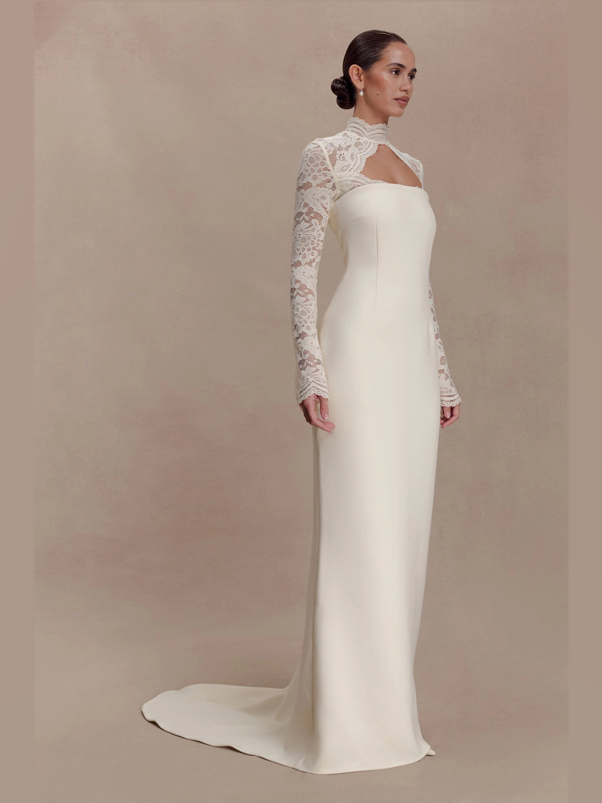 Ivory Long-Sleeve A-Line Maxi Mesh Formal Dress for Dance Party