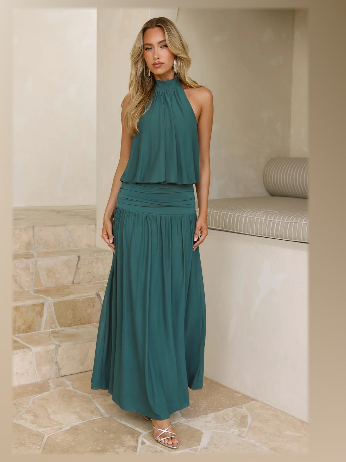 Hunter Green Halter Neck A-Line Maxi Structured Woven Fabric Formal Dress for College Formal